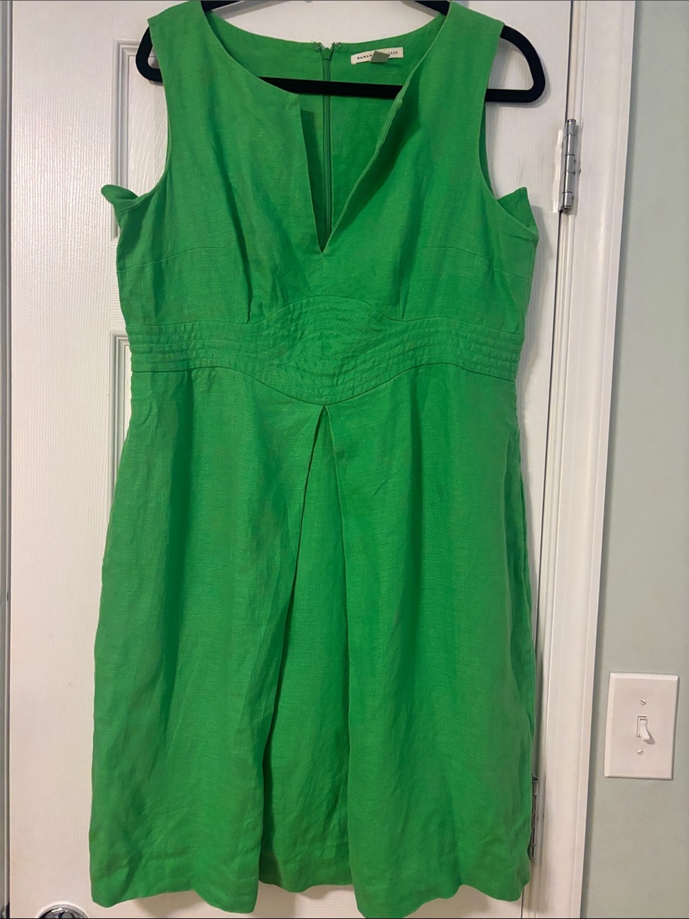 Green Banana Republic Top Label linen dress